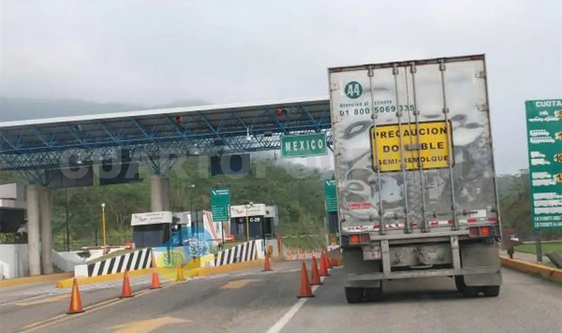 Exigen frenar la toma de casetas