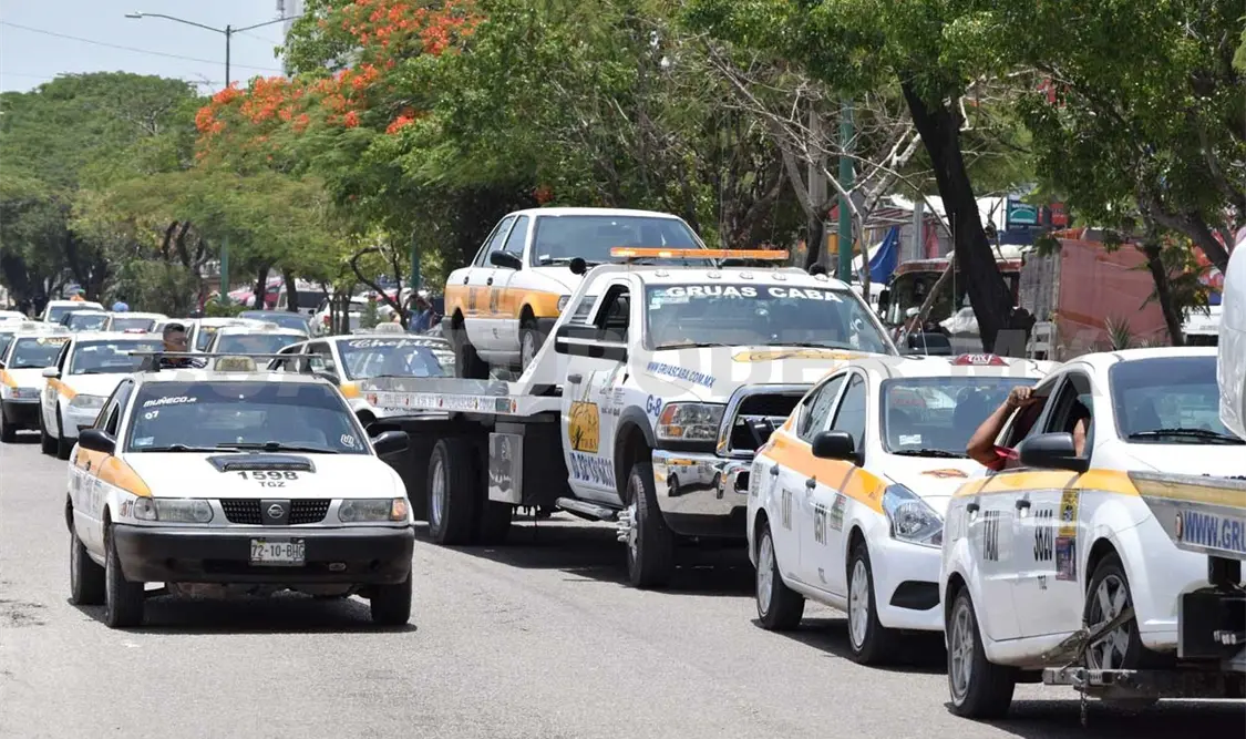 Admiten que hay convenio para que circulen “piratas”