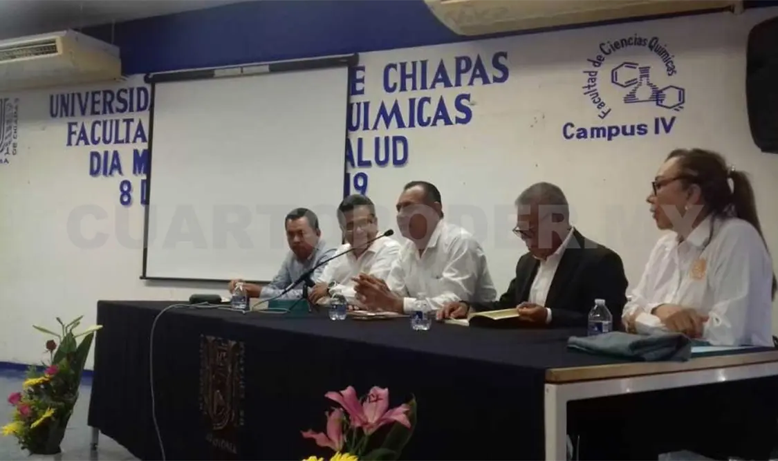 Presentan docentes de la Unach libro sobre enfermedades