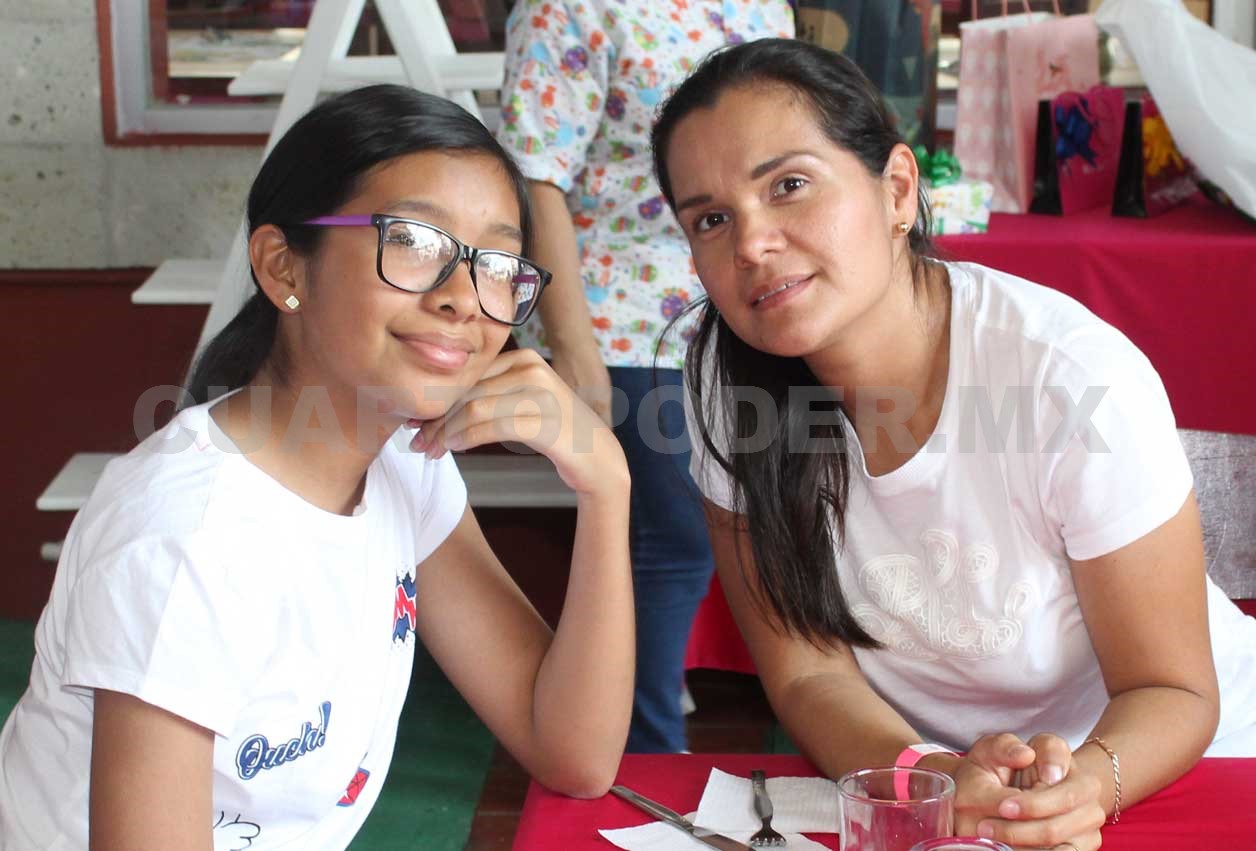 Fiesta de hermanitos