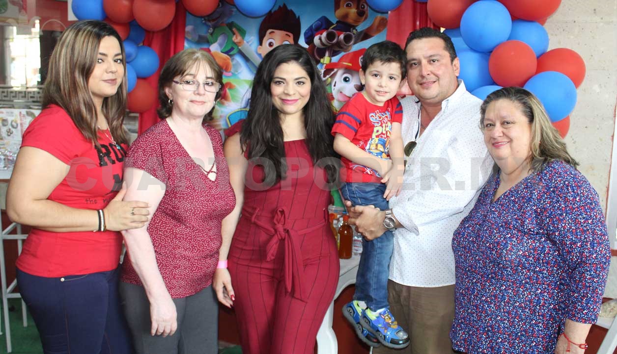Fiesta de hermanitos