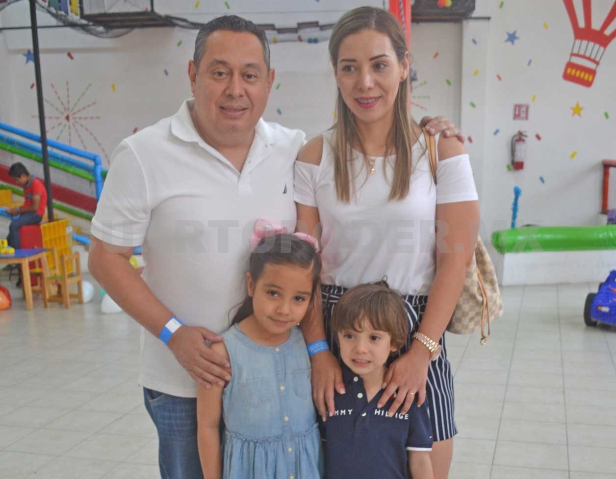 Fiesta al estilo Hot Wheels