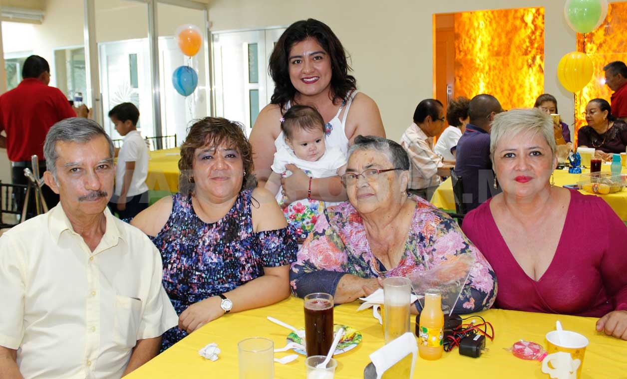 Una sensacional fiesta para Javier