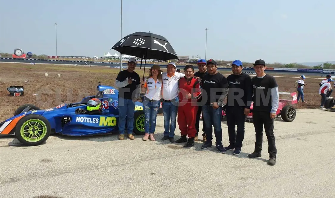 Óscar Martínez regresa con triunfo