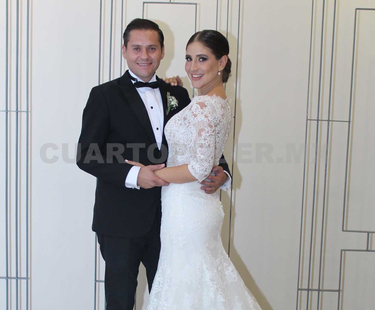 Caminaron juntos al altar