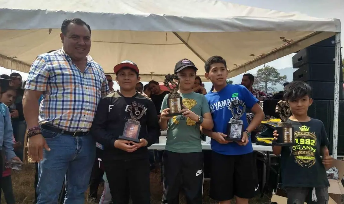 En las categorías infantiles, las competencias también estuvieron reñidas para obtener el trofeo respectivo. Cortesía