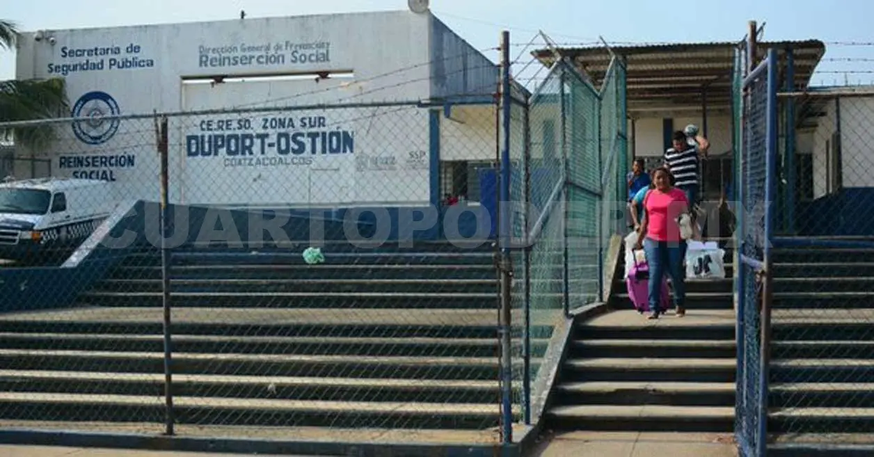 Investigan posible fosa en penal