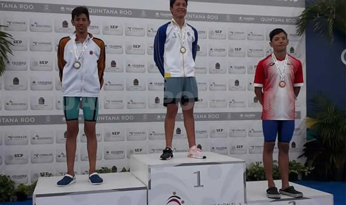 Chiapas cierra con cinco medallas en alberca