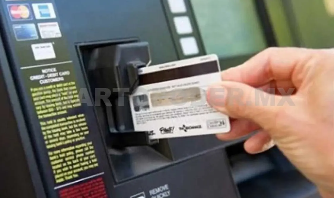 Smishing, pharming, phishing y carding son algunas modalidades para perpetrar fraudes con tarjetas de crédito y débito. Agencias