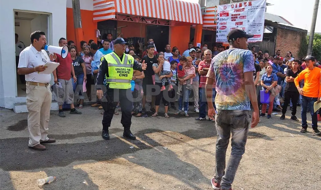 La Oficina de Regulación de Estancia del Inami, en una semana atendió a mil 778 personas extranjeras. Rafael Victorio / CP
