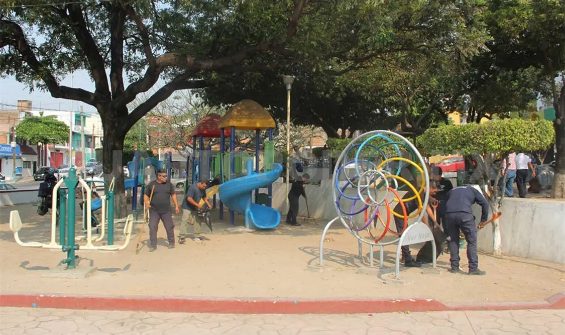 Rescatan espacios públicos en barrio Niño de Atocha
