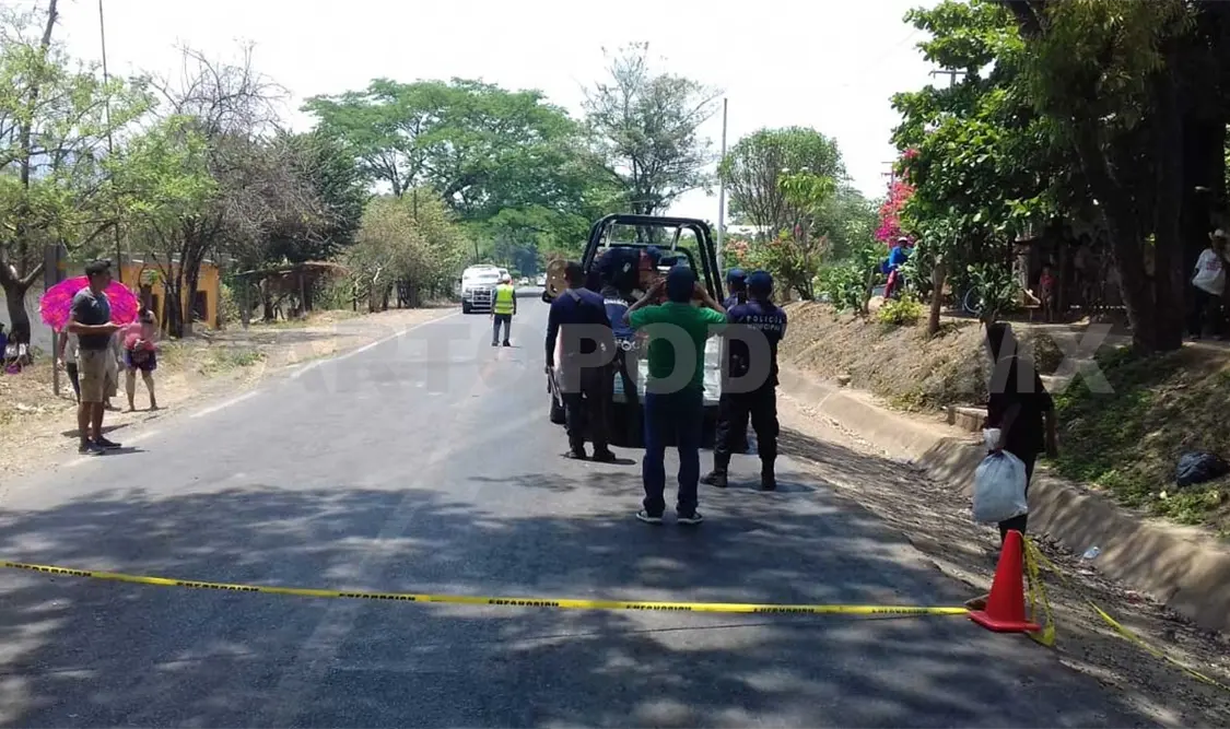 Indígena muere tras caer a un barranco