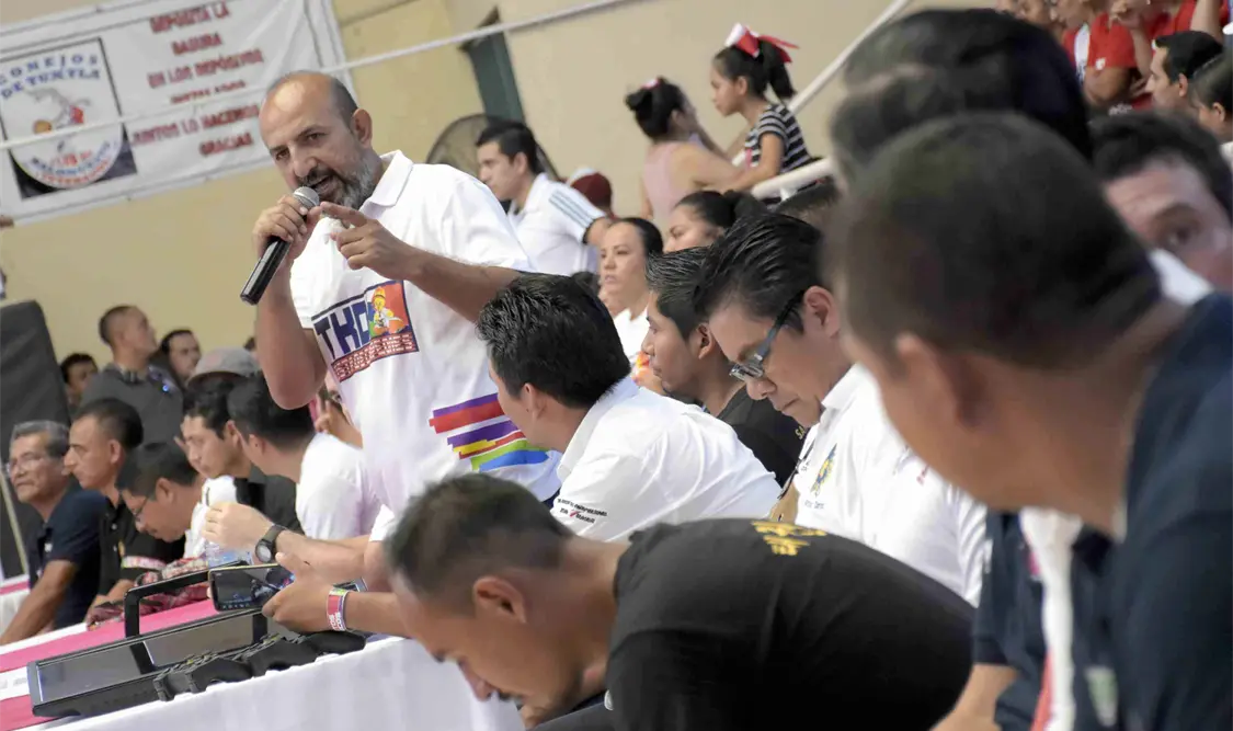 Walter Abarca, organizador del evento, reconoció que haber superado el número de competidores se debió a la respuesta de los maestros. Guillermo Ramos/CP