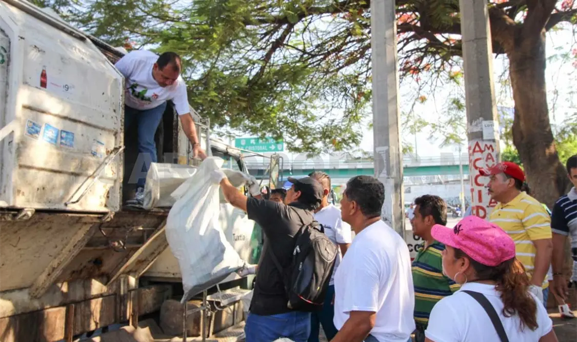Maestros se suman a campaña “Limpiemos México”