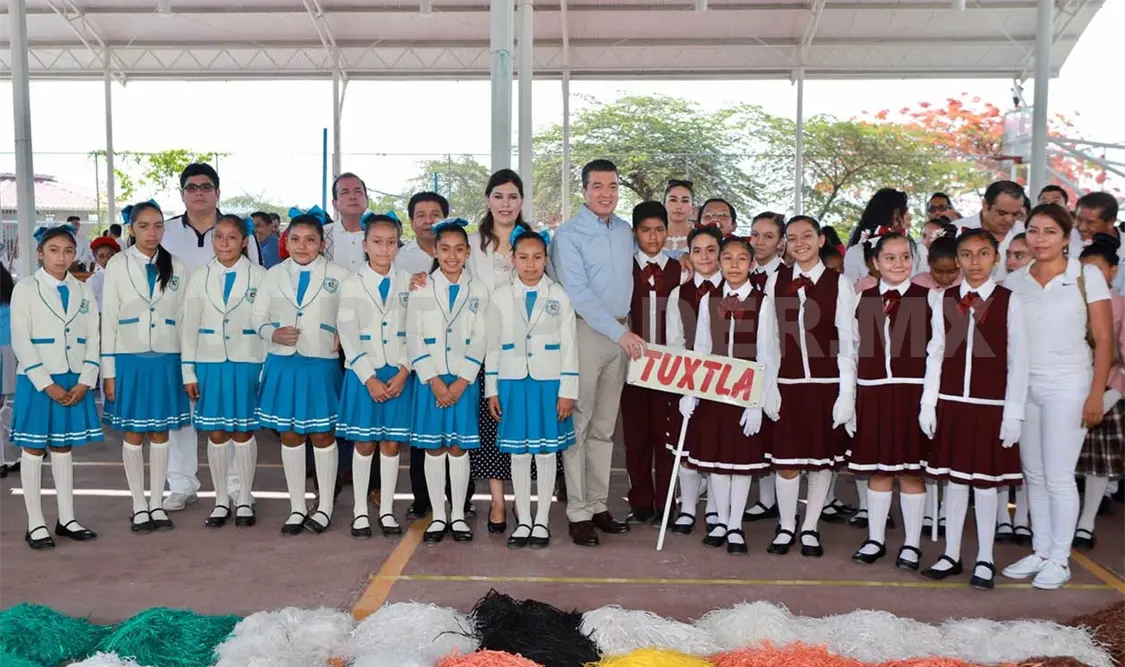 Inaugura Rutilio Escandón concurso de escoltas