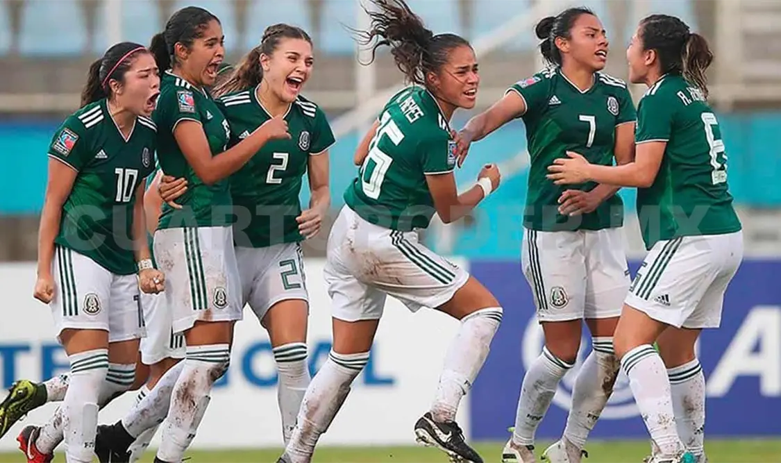 Mónica Vergara, satisfecha por entrenar al Tri