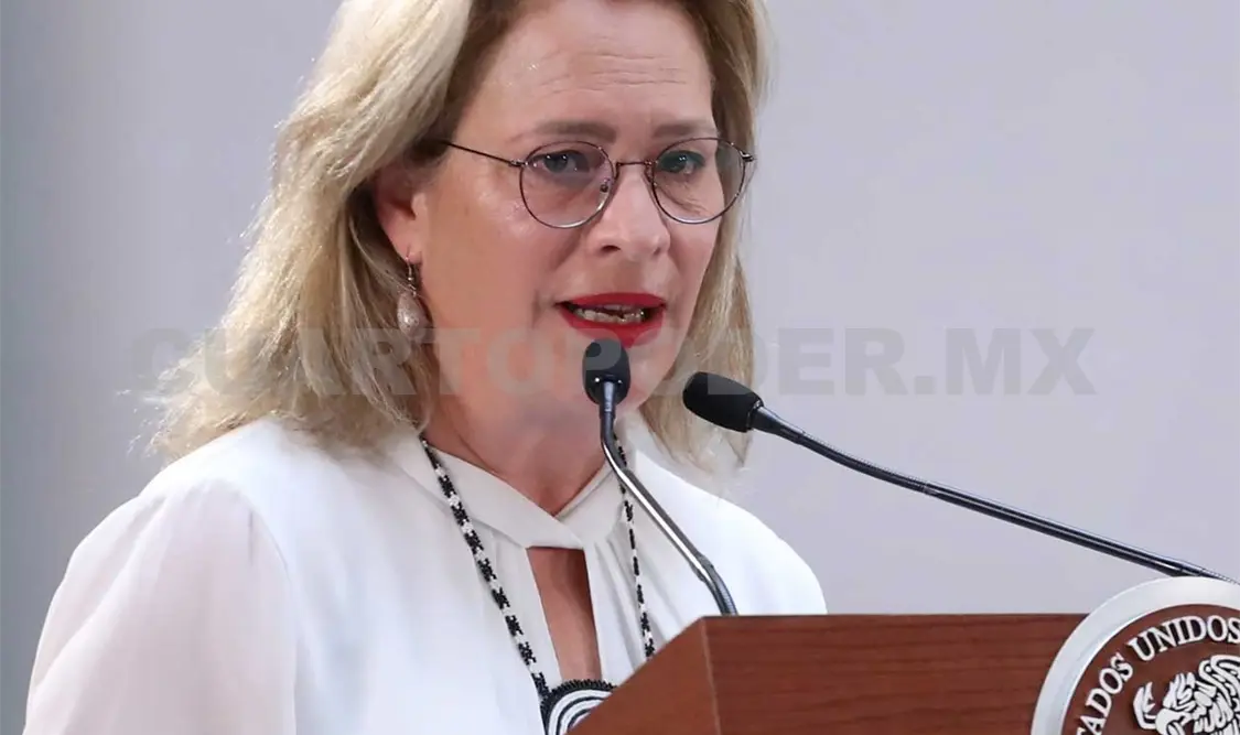 González-Blanco aclaró que no hubo orden presidencial para retrasar la salida del avión. El Universal