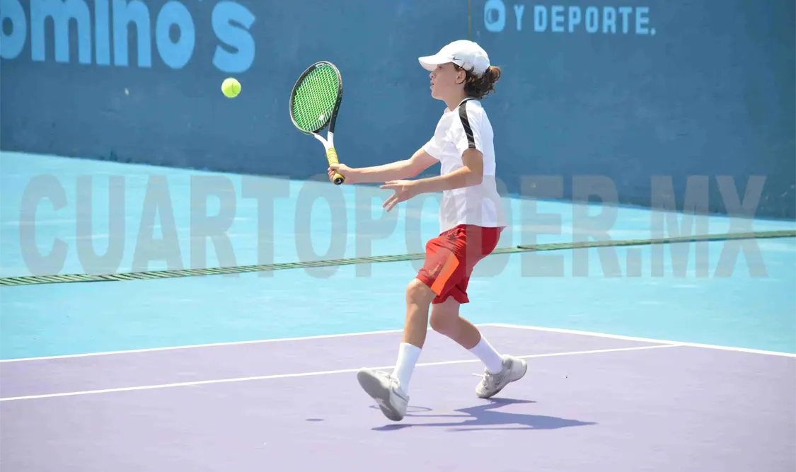 Este torneo lleva efectuándose durante tres años seguidos, con el objetivo de que los muchachos jueguen con su pareja. Antonio Zúñiga/CP
