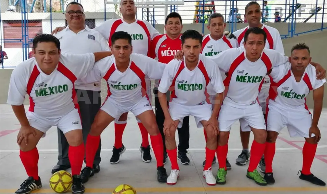 Tres oros para delegación mexicana
