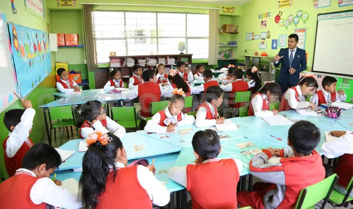 Alistan plan de recursos directos a escuelas