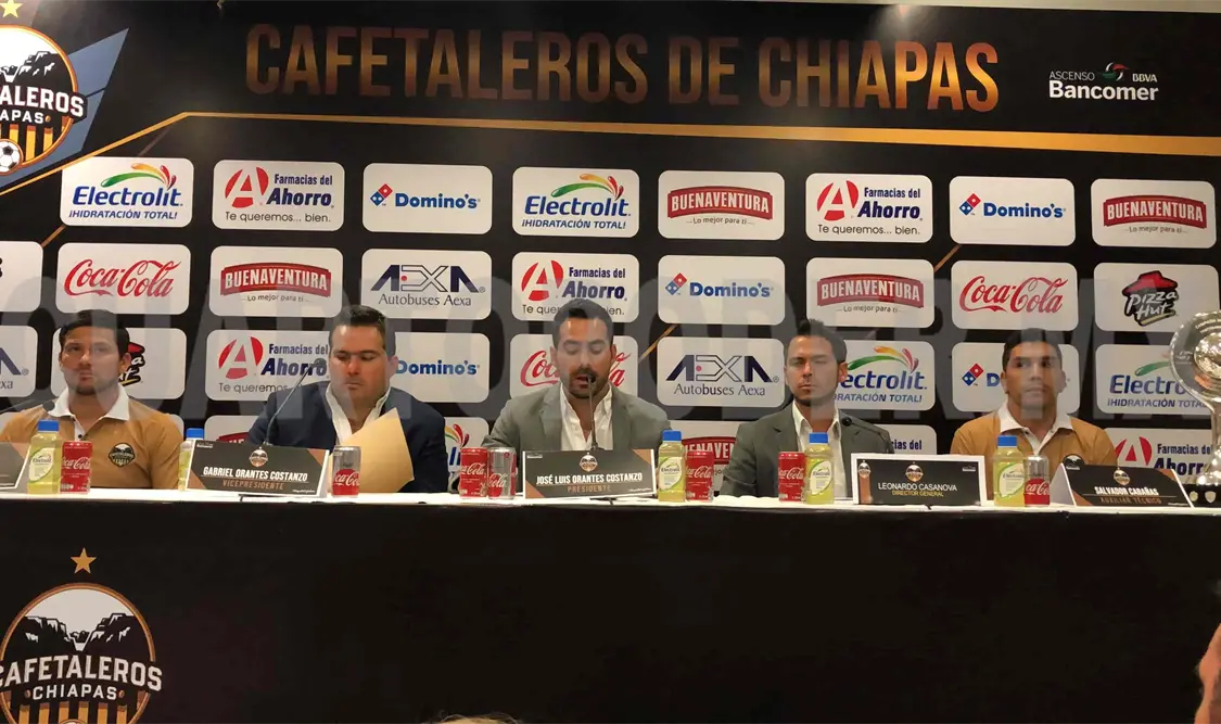 Junto a José Luis Orantes Costanzo estuvieron Gabriel Orantes, Leonardo Casanova, Gabriel Pereyra y Salvador Cabañas. Antonio Zúñiga/CP
