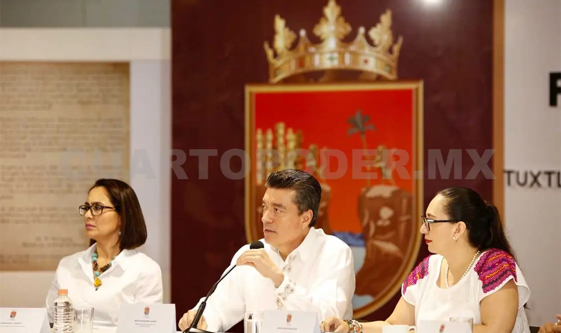 Trabajar por el progreso, pide Rutilio a su Gabinete