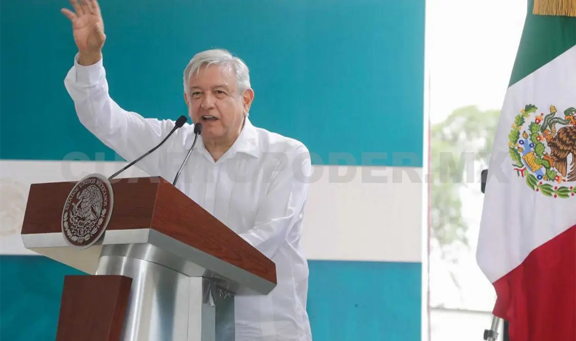 Vamos a defender y a tender la mano a migrantes: AMLO