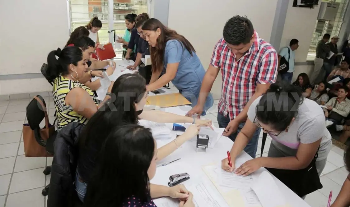 Saldan pagos de Telebachillerato e interinos