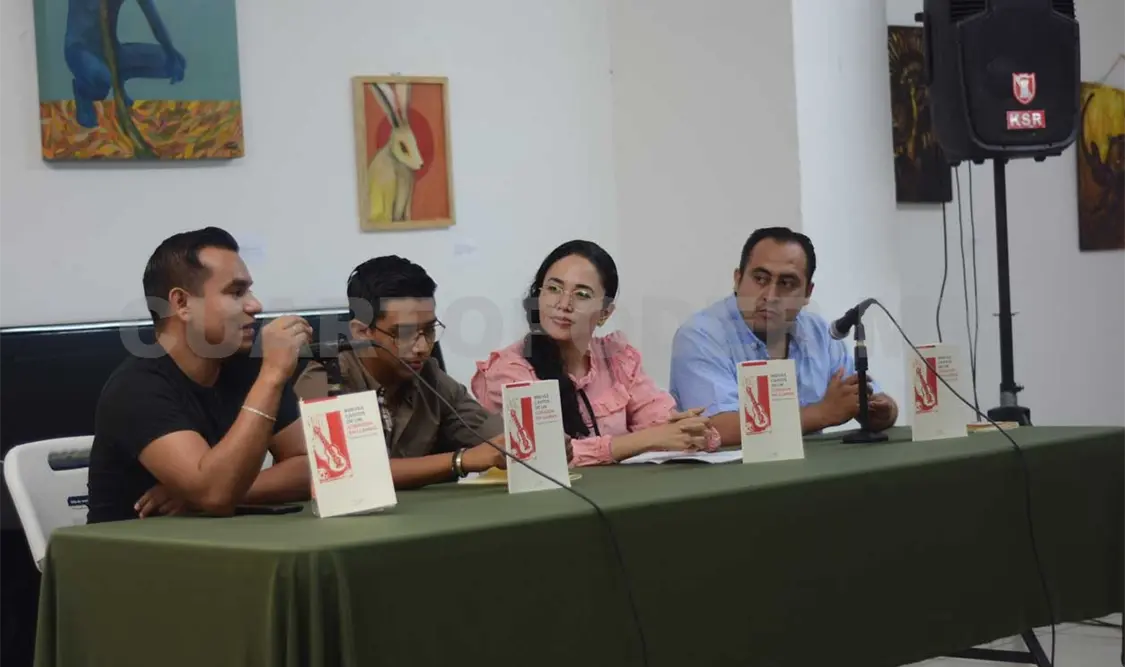 Josué Nandayapa, Rodrigo Cifuentes, Karla Barajas y Fabián Rivera. Darwin Mendoza
