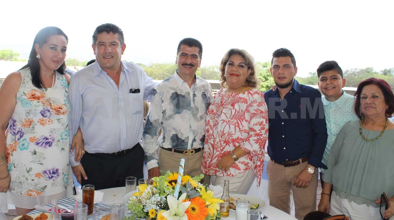 Gerardo recibió el bautismo