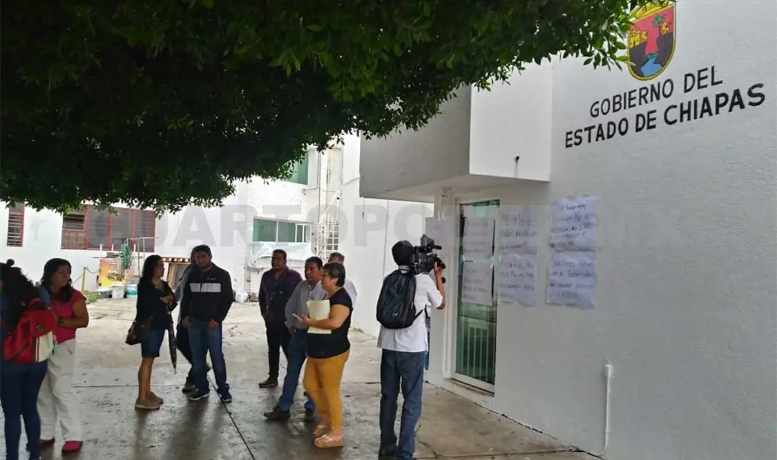 Corren a trabajadores del Icatech