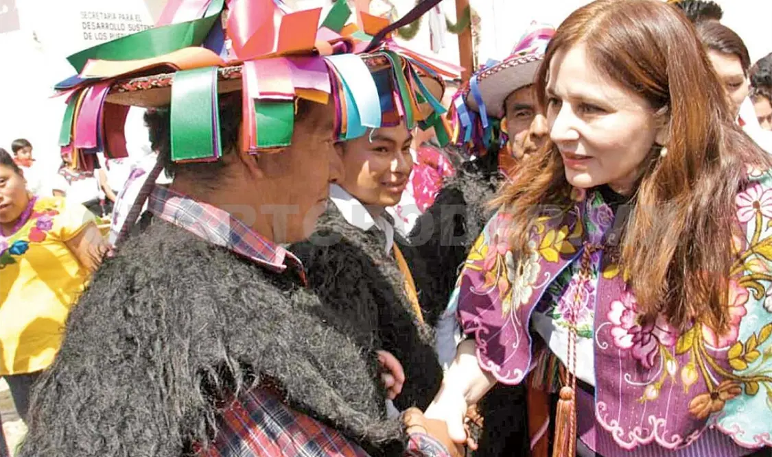 Rosalinda López, política con sensibilidad