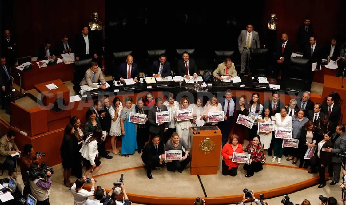 Constitucional, reforma sobre paridad de género