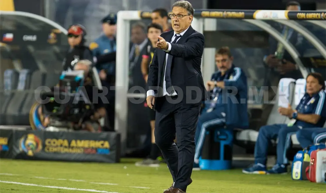 Estricto pero justo, así califica Zeballos al “Tata”