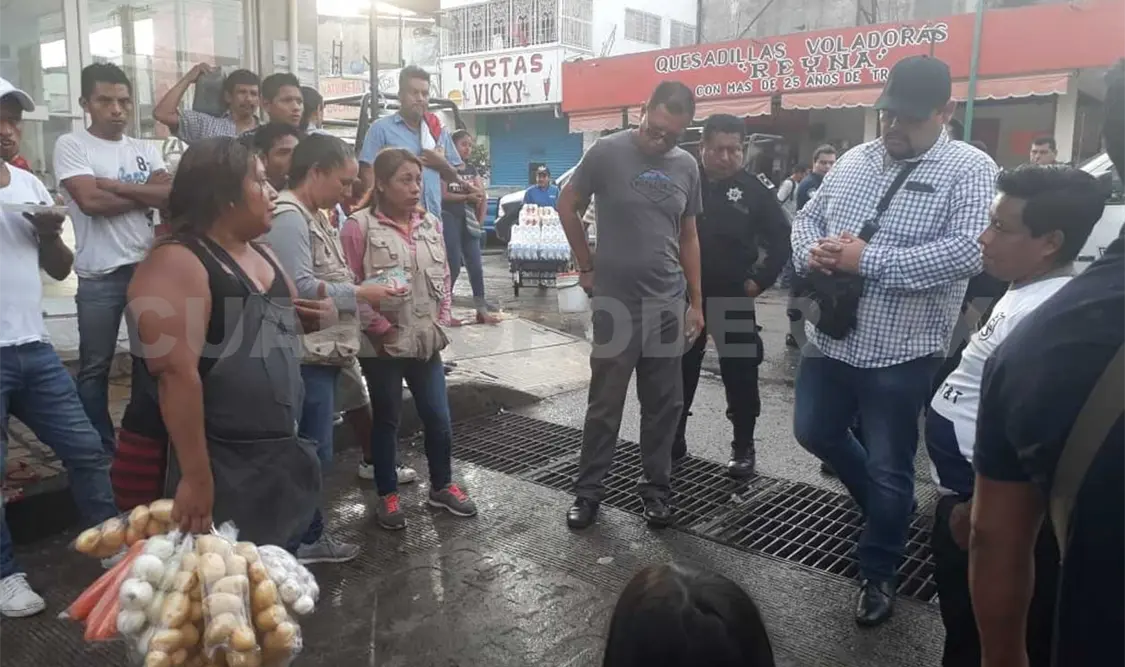 Impiden a ambulantes instalarse en las calles
