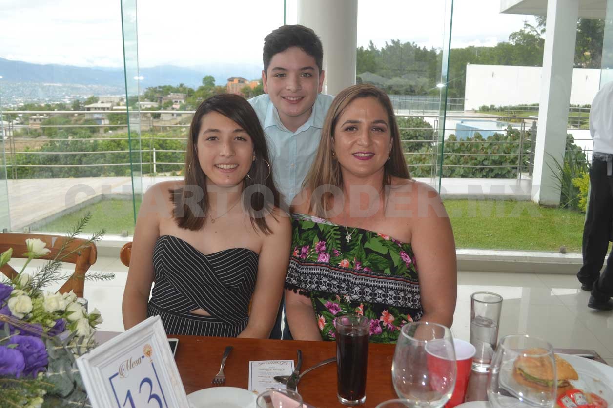 Leonardo recibió sacramento