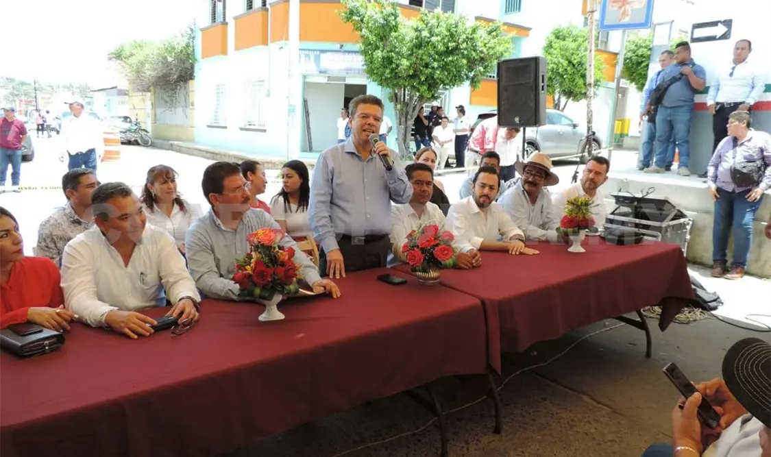 Los conflictos se resuelven con diálogo: Ismael Brito