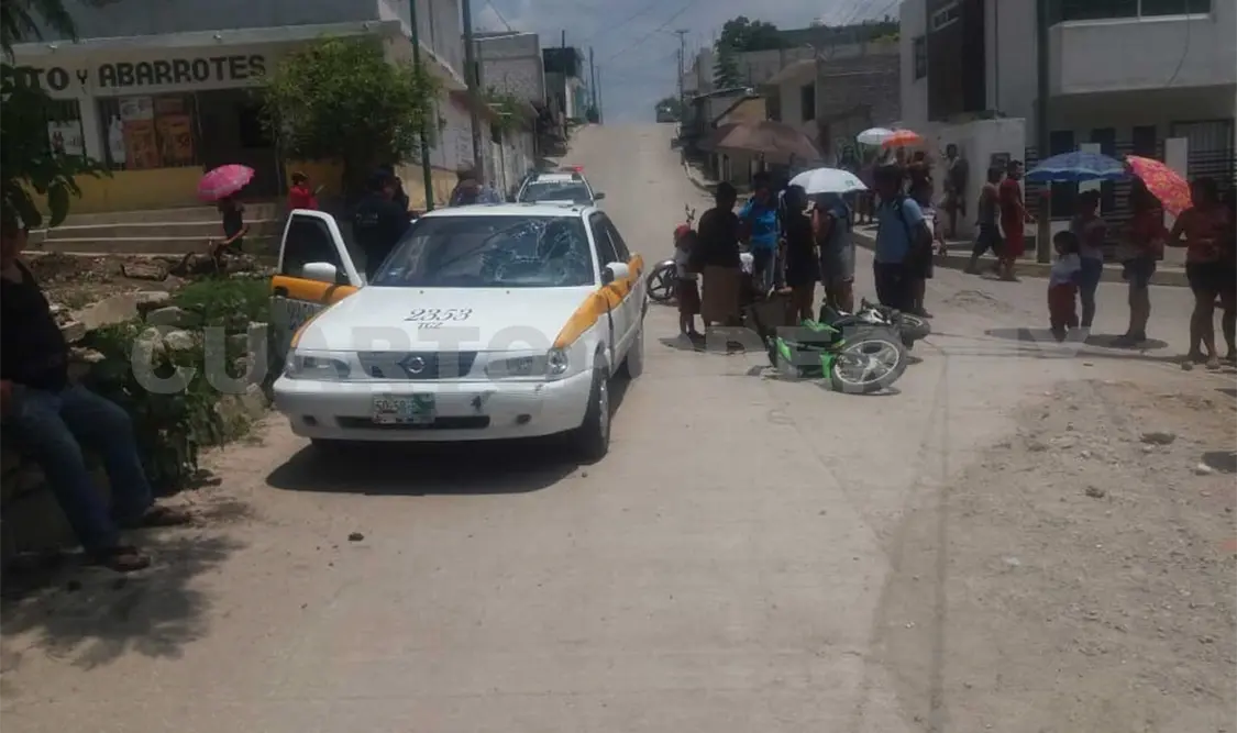 Pareja de motociclistas arrollada por conductor