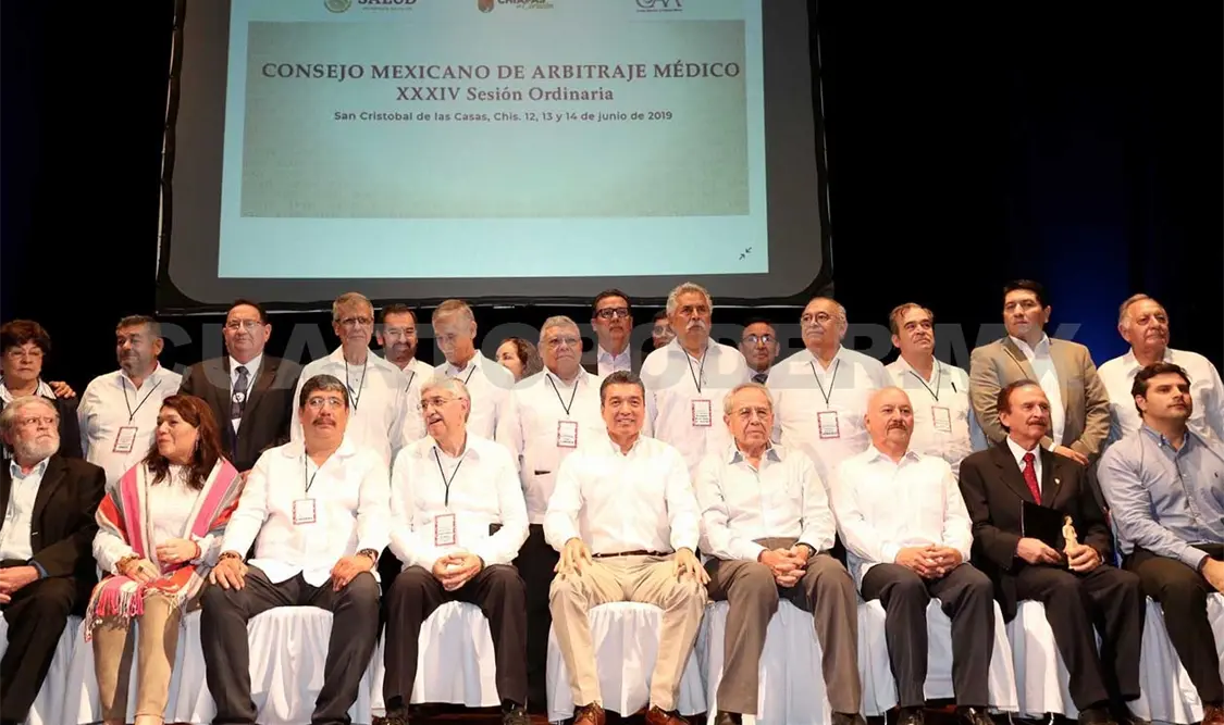 Reconoce REC avances en materia de arbitraje médico