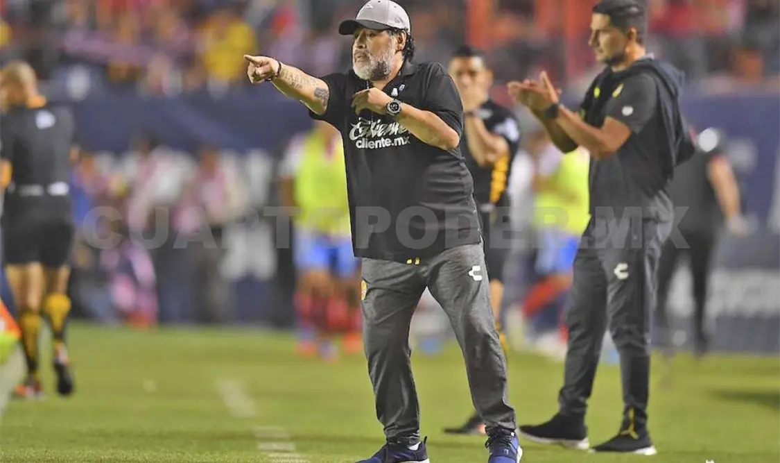 Maradona se despide de Dorados