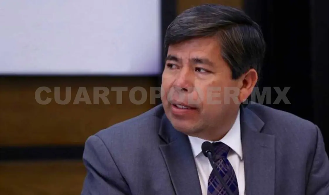 Renuncia titular de Migración