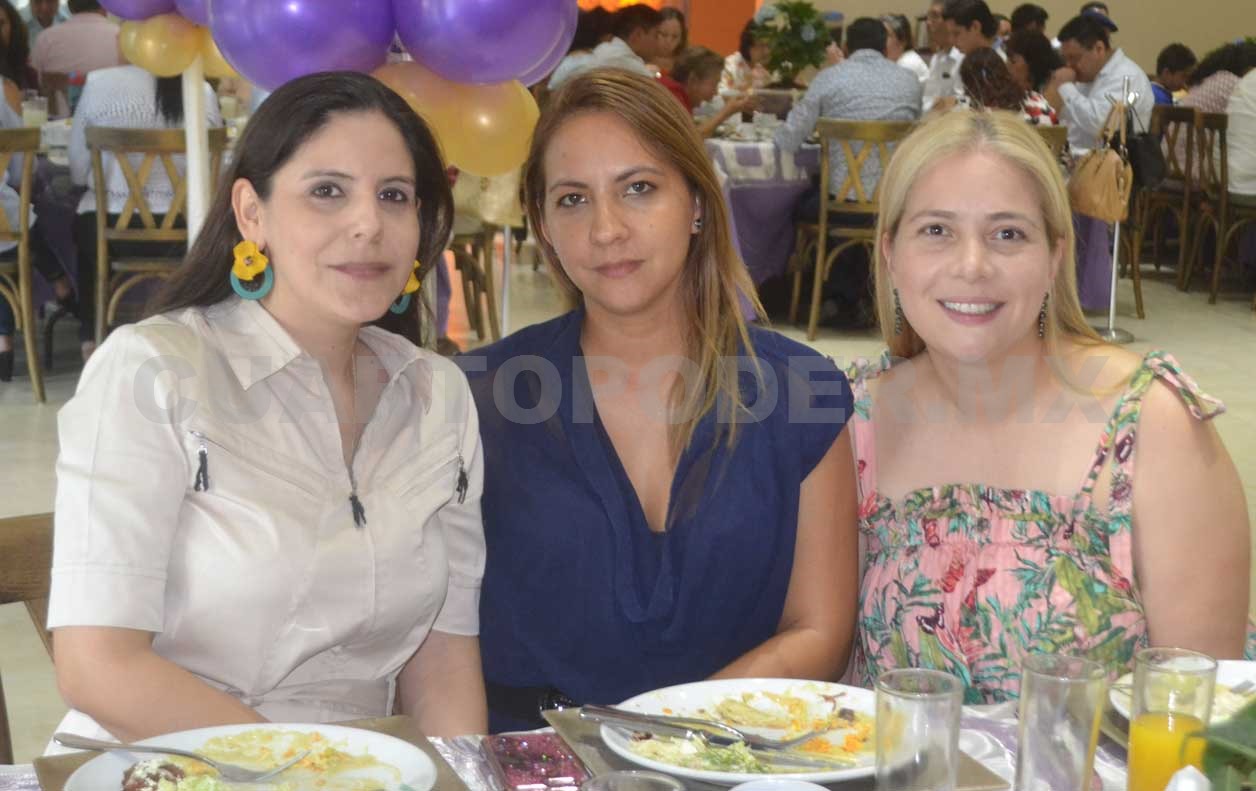 Mía reafirmó su fe