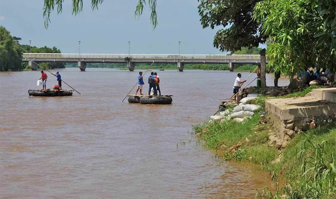 Despliegan vigilancia con la Marina en el Suchiate