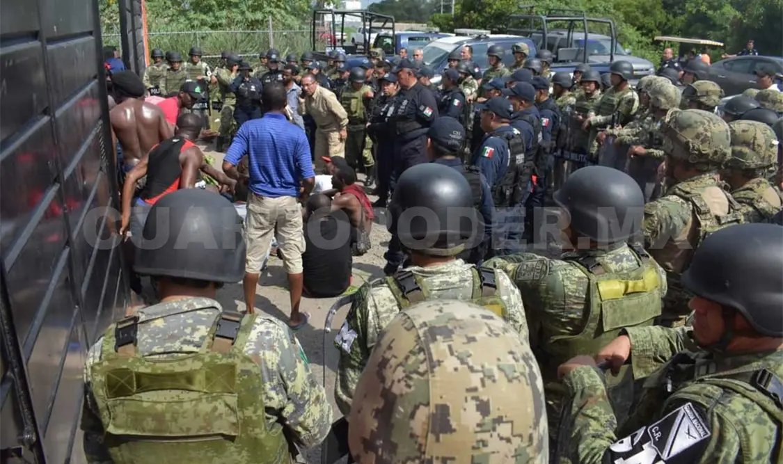 Se amotinan migrantes en la Feria Mesoamericana