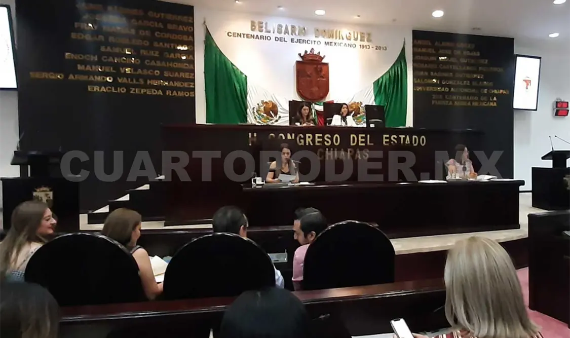 Congreso restituirá a regidores de Arriaga