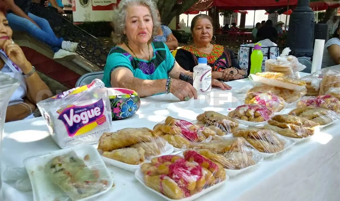 Realizan muestra gastronómica