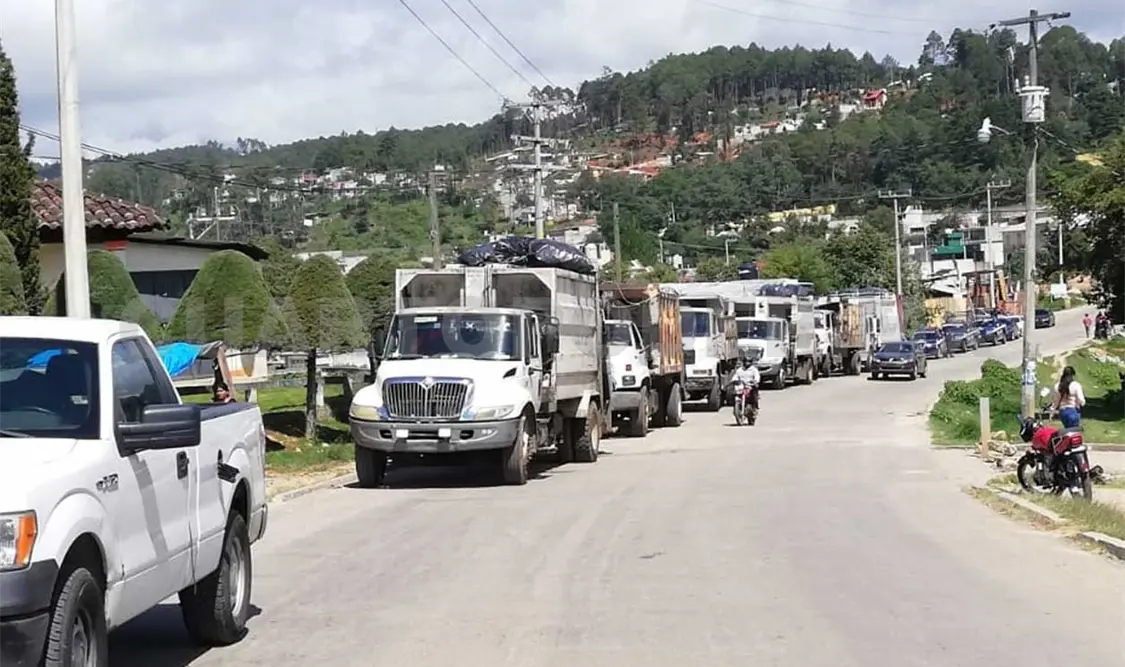 Liberan camiones de basura secuestrados