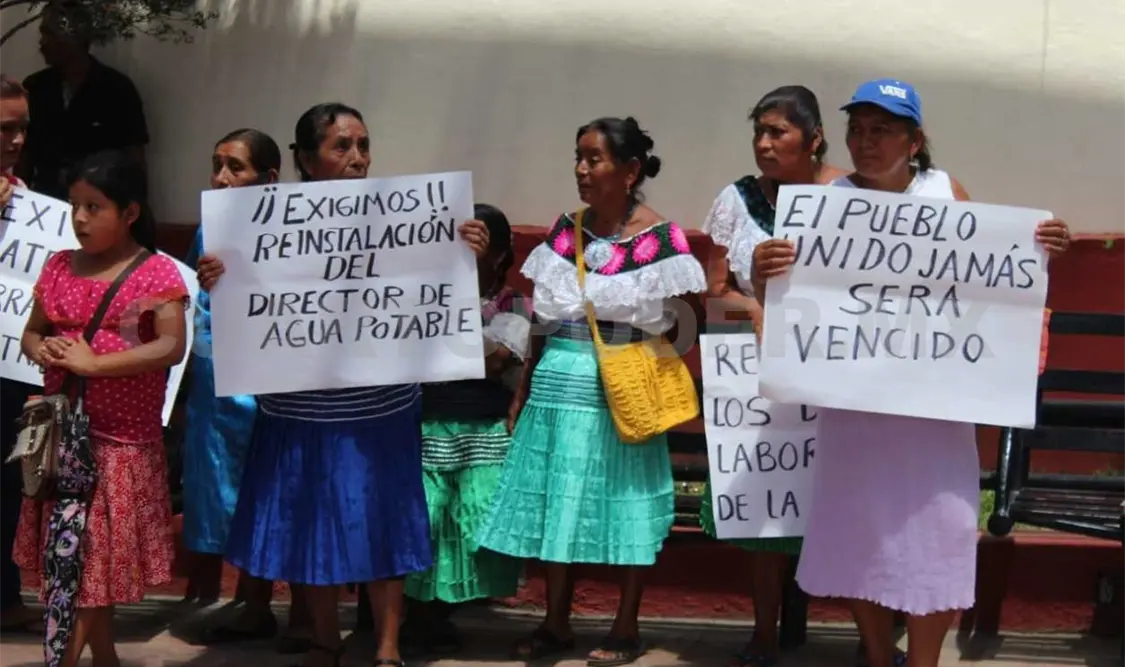 Habitantes de diferentes comunidades de Chilón exigen su derecho humano al agua. Cortesía
