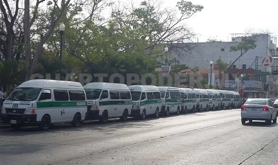 Urge reglamento para el transporte público