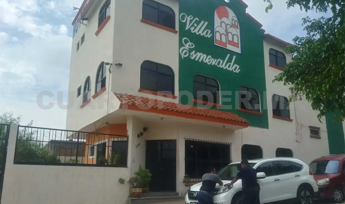 Encuentran a mujer sin vida en un hotel